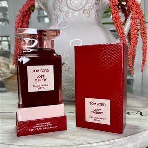 Tom Ford Lost Cherry 🍒 EAU DE PARFUMERIE size 100ml